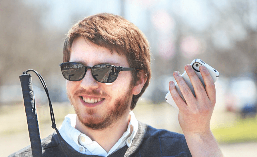 Mobile phones for the visually impaired and the blind